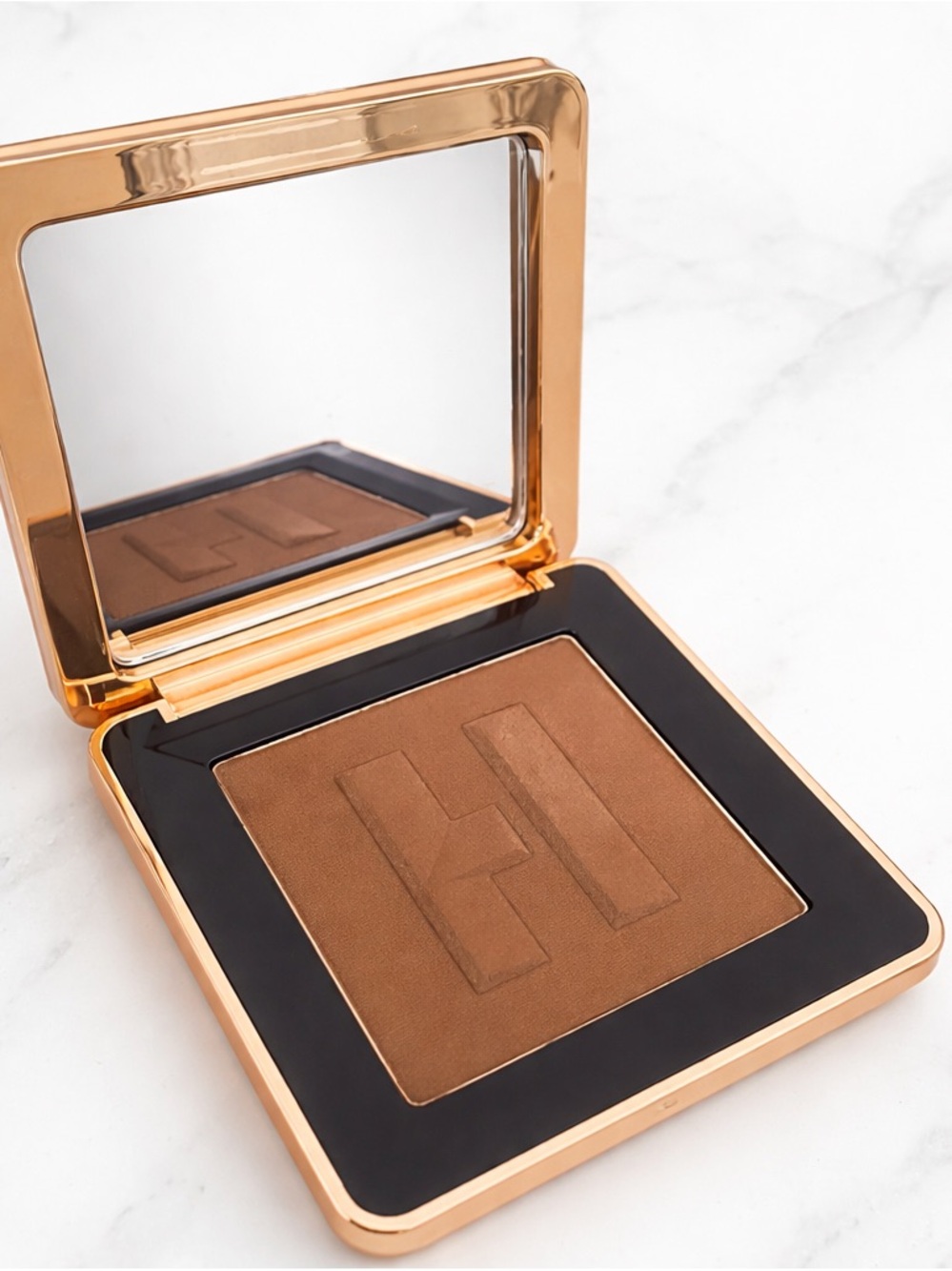 Haus Lab power sculpt velvet bronzer